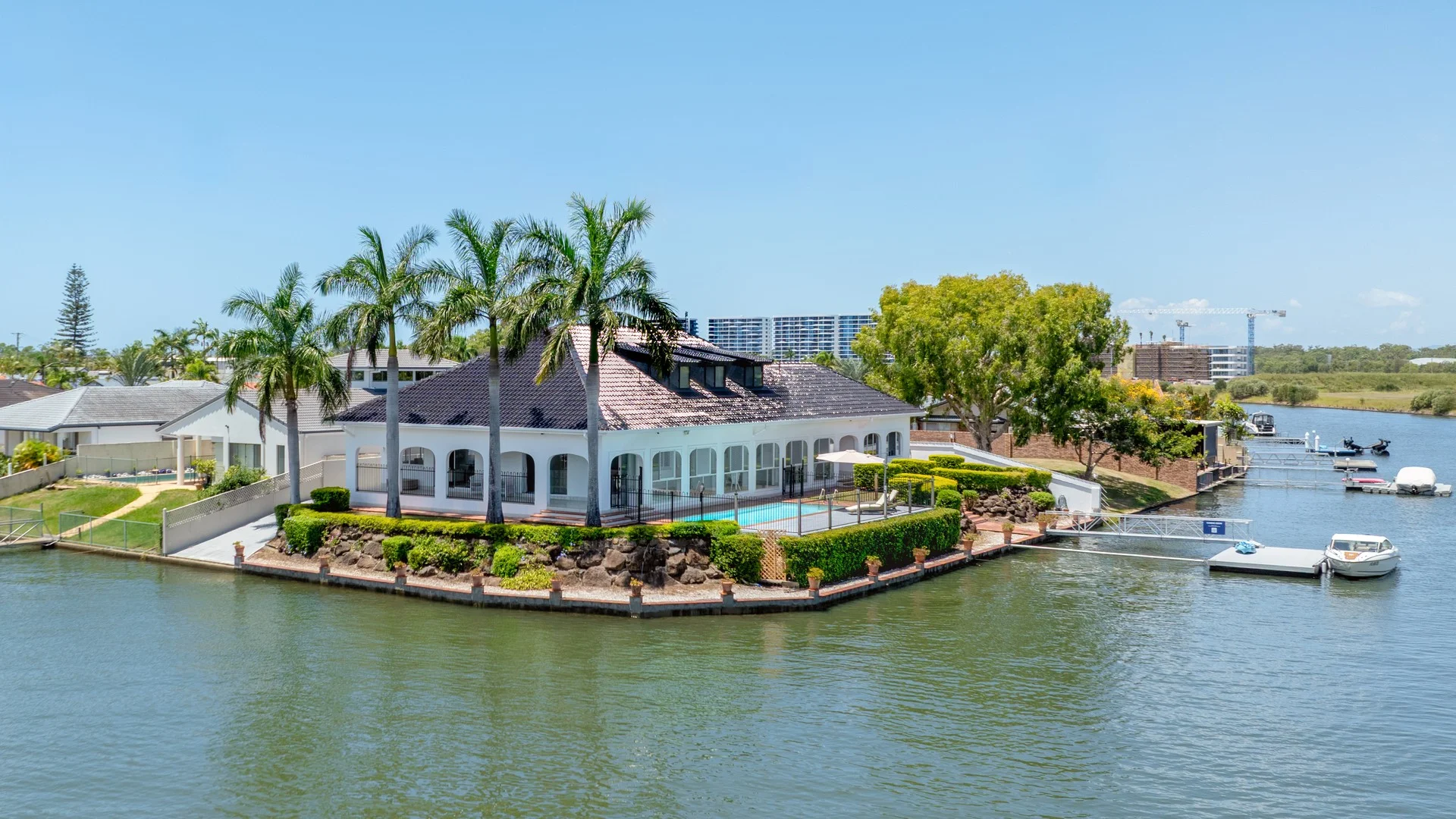 18 Grand Canal Way, Runaway Bay QLD 4216