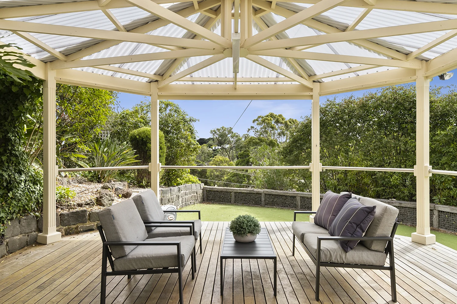 Additional image 12 of 4 Heathfield Court, Newtown VIC 3220