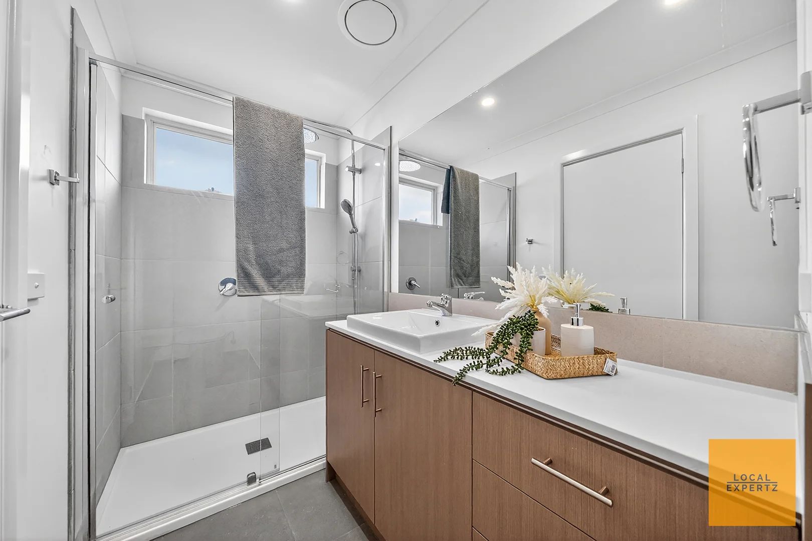 Additional image 14 of 257 Frontier Avenue, Aintree VIC 3336