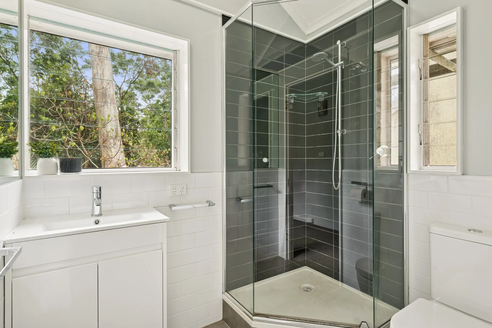 Additional image 14 of 12 Benson Road, Mount Nebo QLD 4520