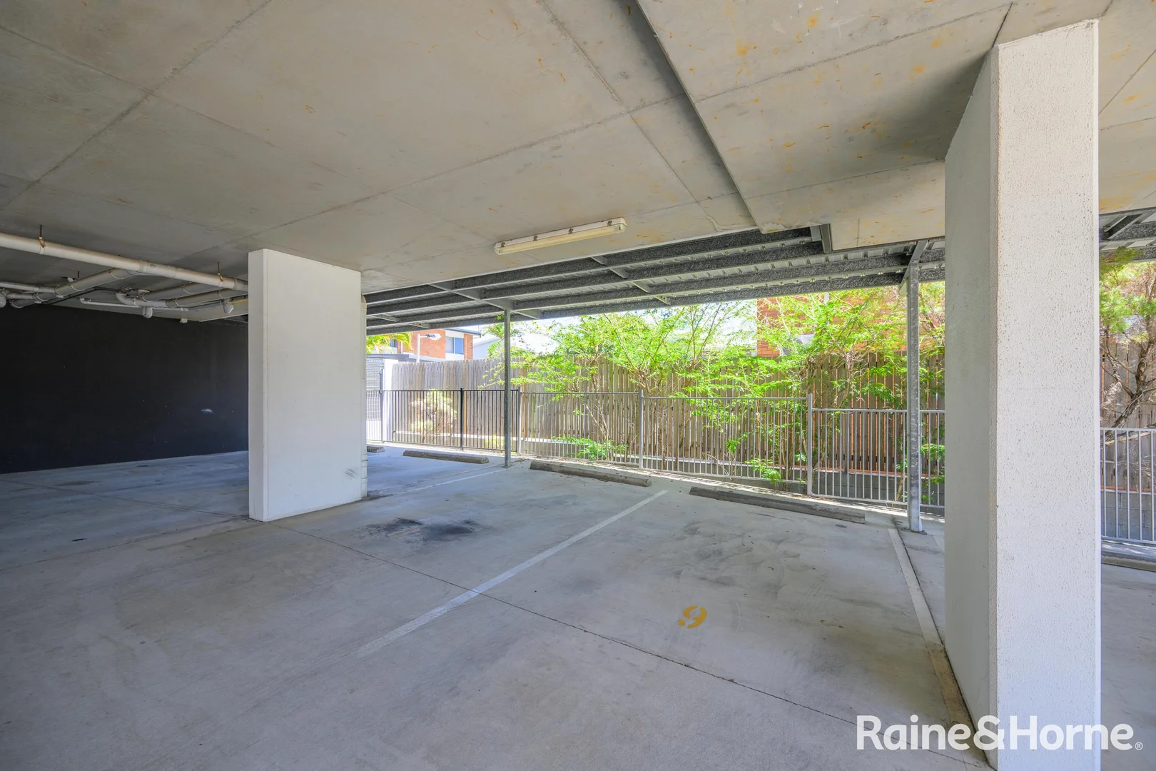 Additional image 17 of 9/11 GLENLYON ST, Gladstone Central QLD 4680