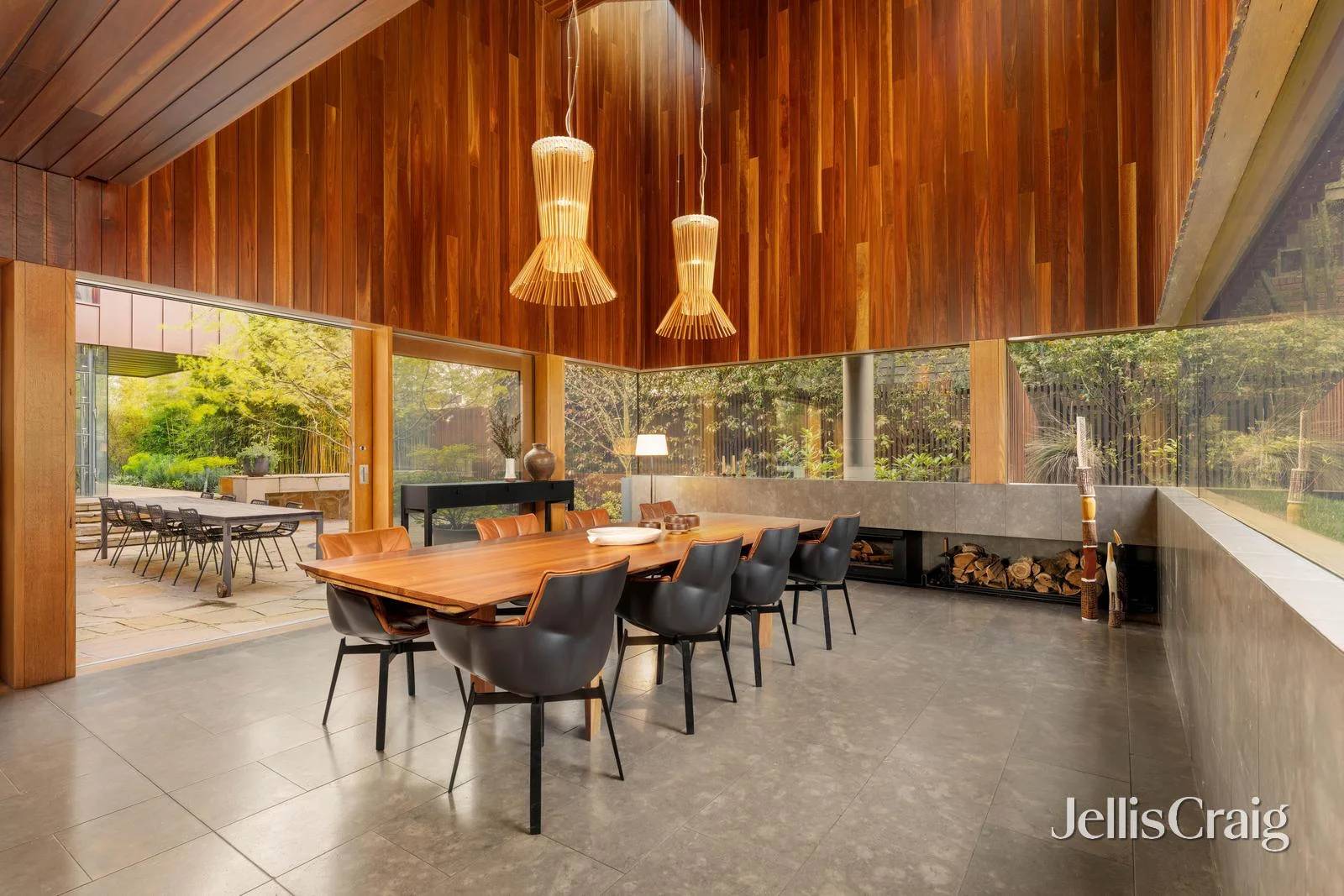 Additional image 9 of 227 Wendouree Parade, Lake Wendouree VIC 3350