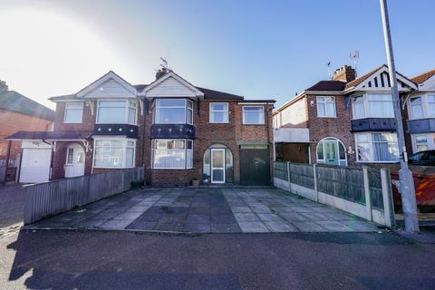 Turnbull Drive, Leicester, Leicestershire LE3