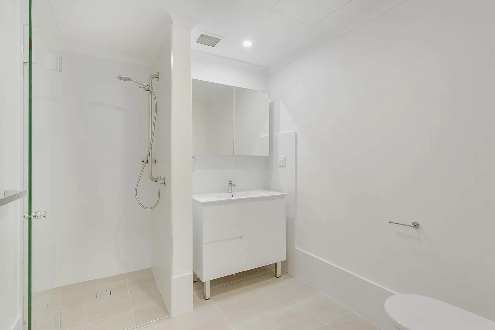 Additional image 4 of 218/82 Avalon Parade, Avalon Beach NSW 2107