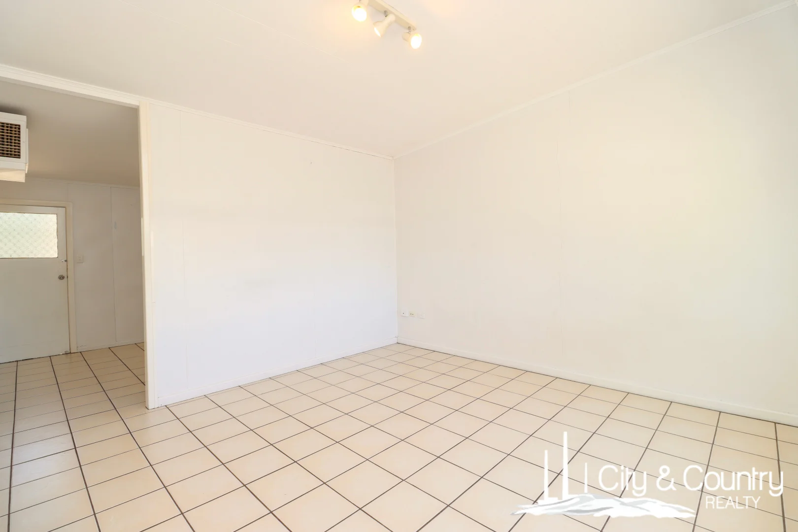 Additional image 5 of 3&4/37 Rebecca Street, Mount Isa QLD 4825