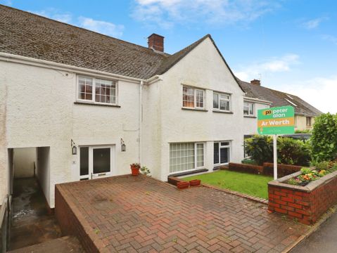 Heol Danyrodyn, Pentyrch, Cardiff CF15
