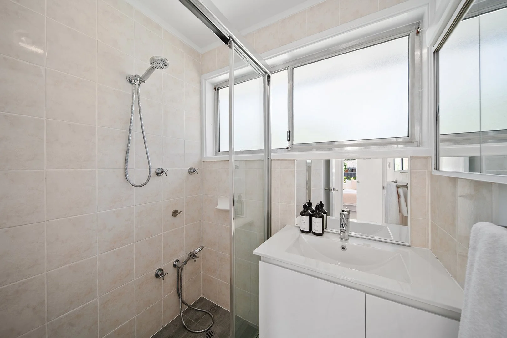 Additional image 13 of 145 Antill Street, Downer ACT 2602