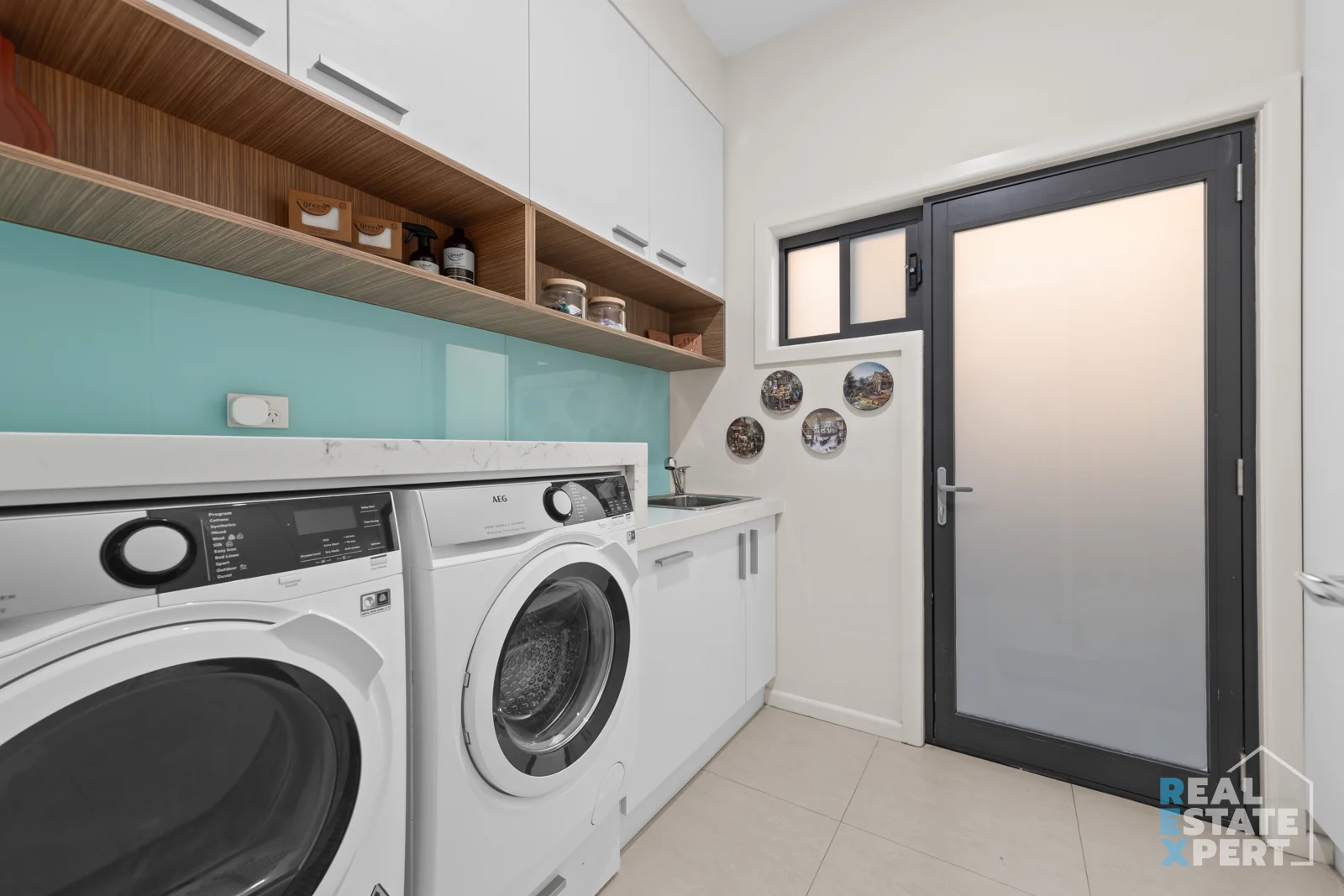 Additional image 20 of 9 Springleaf Avenue, Clyde North VIC 3978