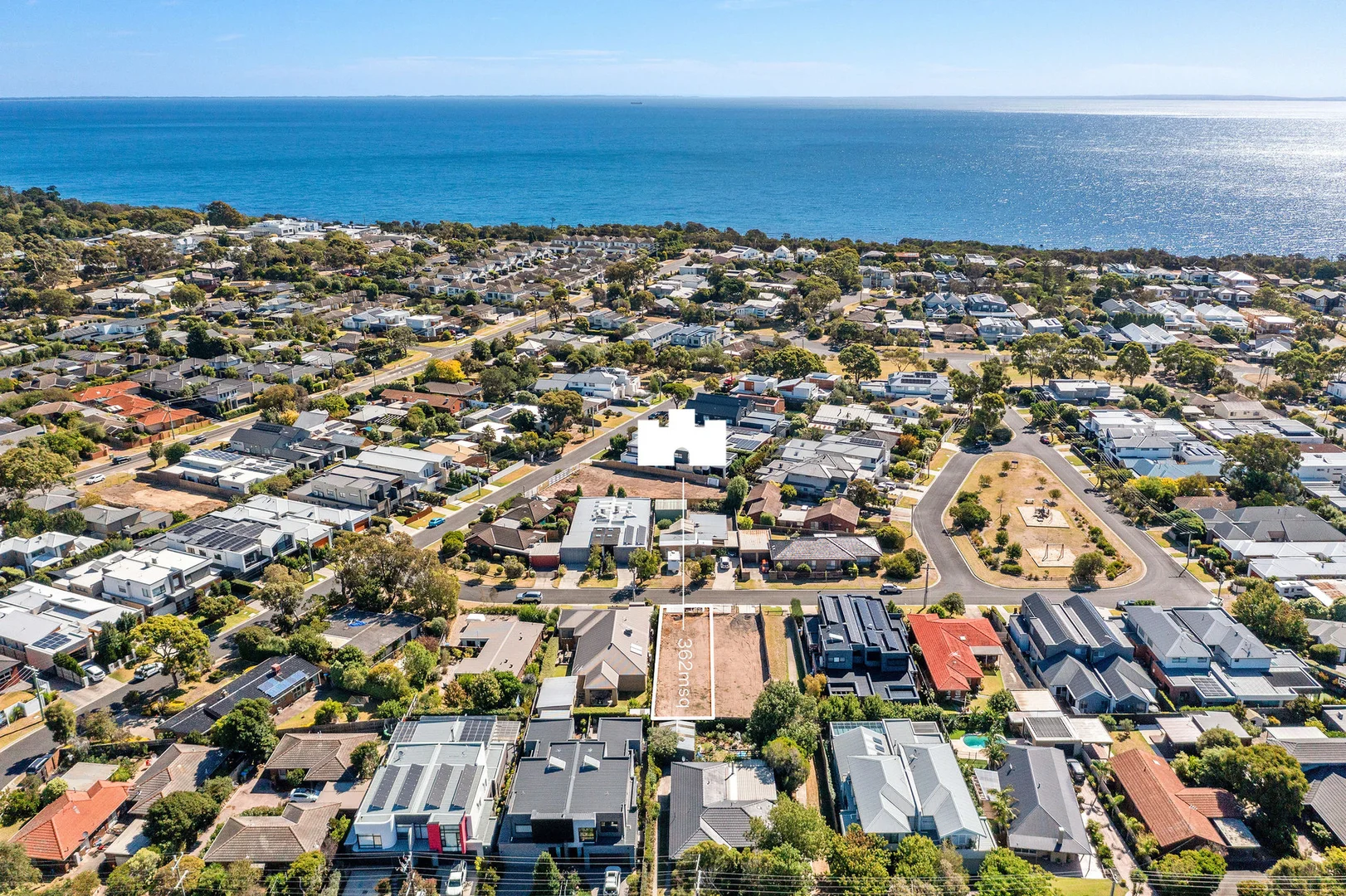 Additional image 2 of 2/31 Kooyonga Grove, Mornington VIC 3931