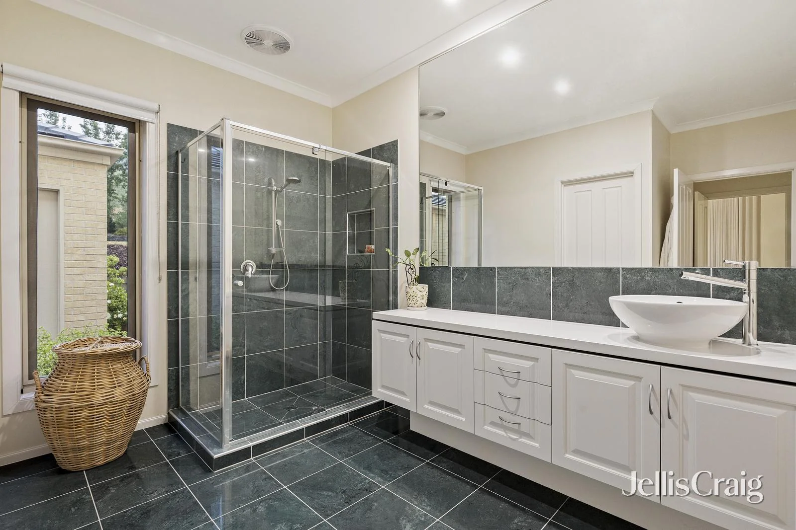 Additional image 9 of 18-20 Feversham Avenue, Park Orchards VIC 3114