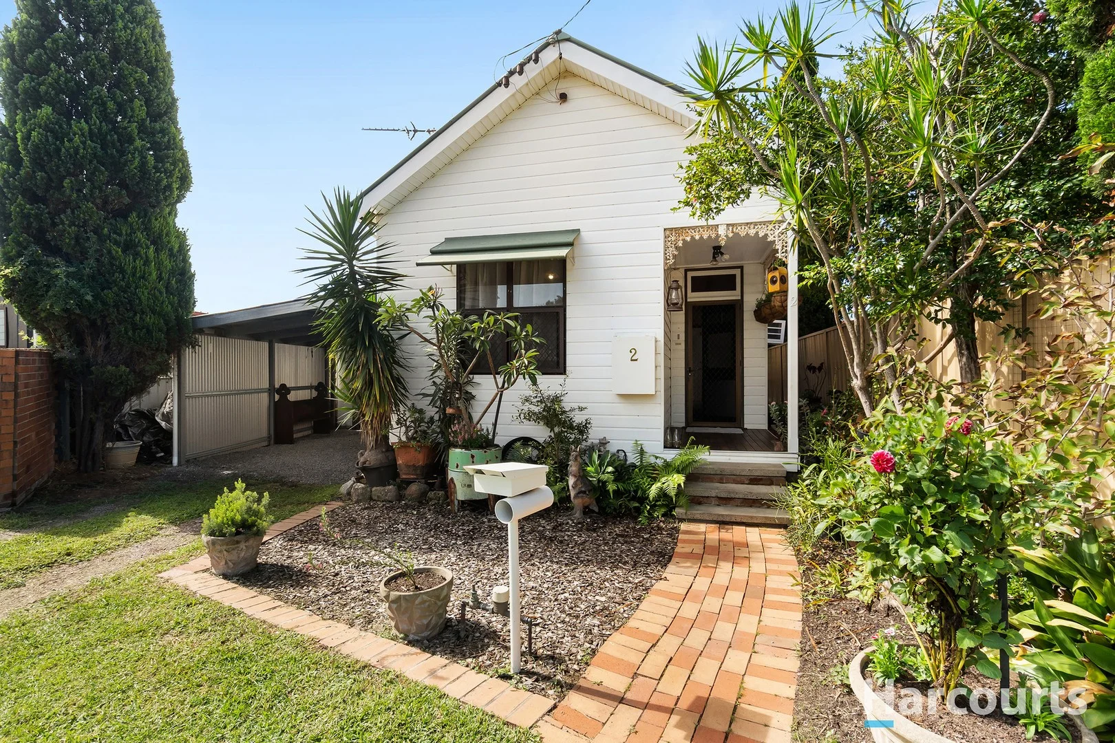 2 Myola Street, Mayfield NSW 2304