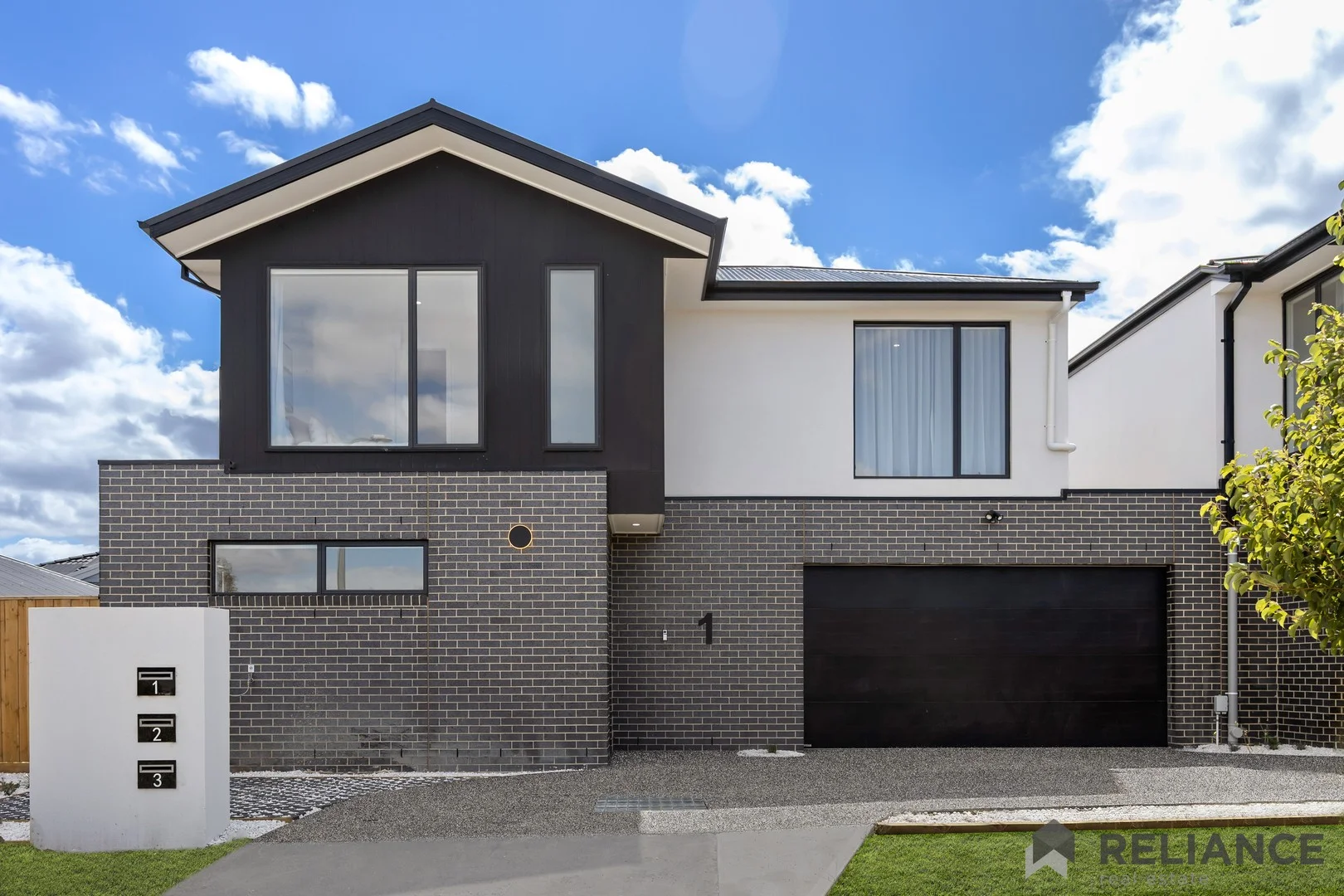 1/40 Janoli Street, Mickleham VIC 3064