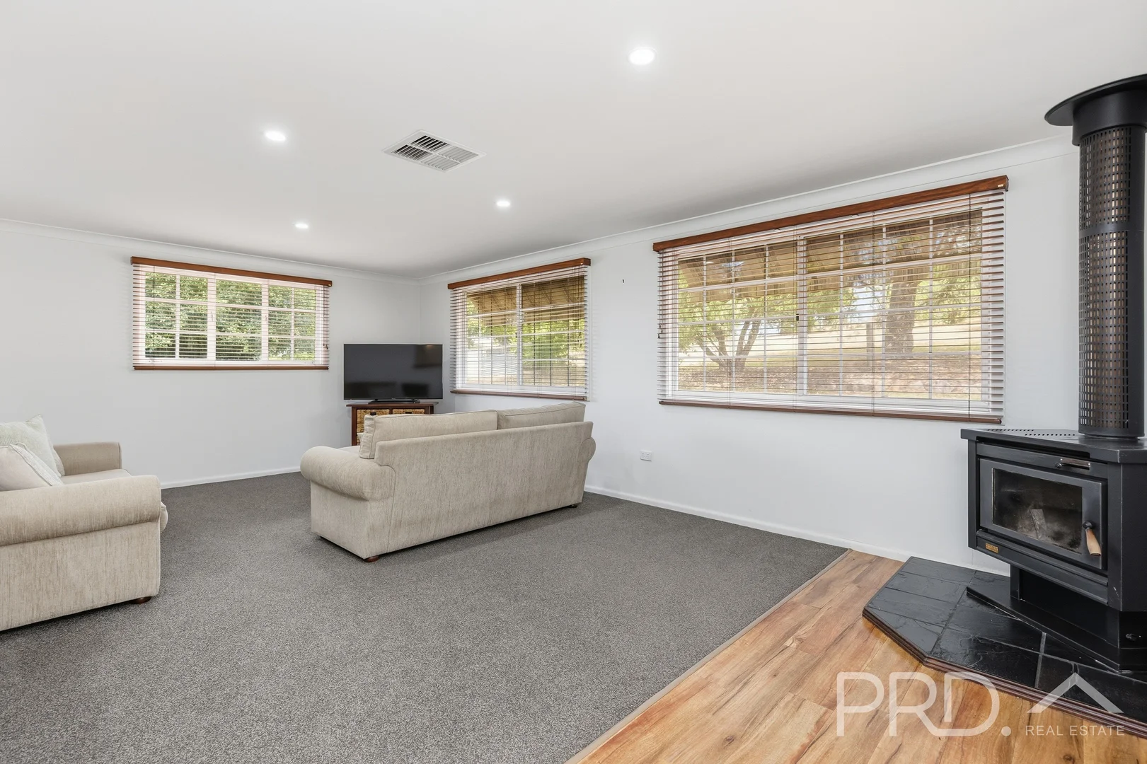 Additional image 5 of 47-49 Gundagai Street, Adelong NSW 2729