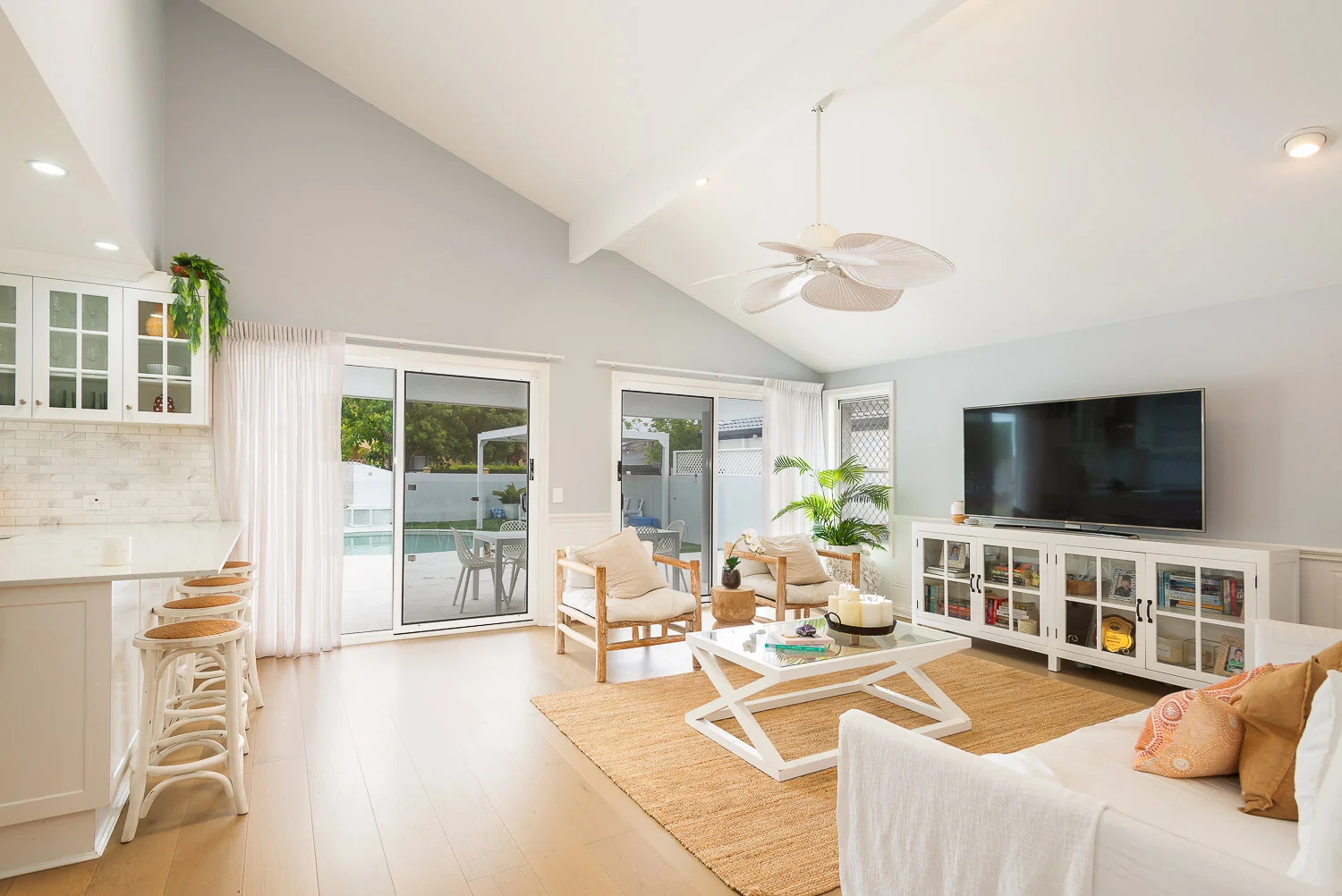 1 Charolais Crescent, Benowa Waters QLD 4217