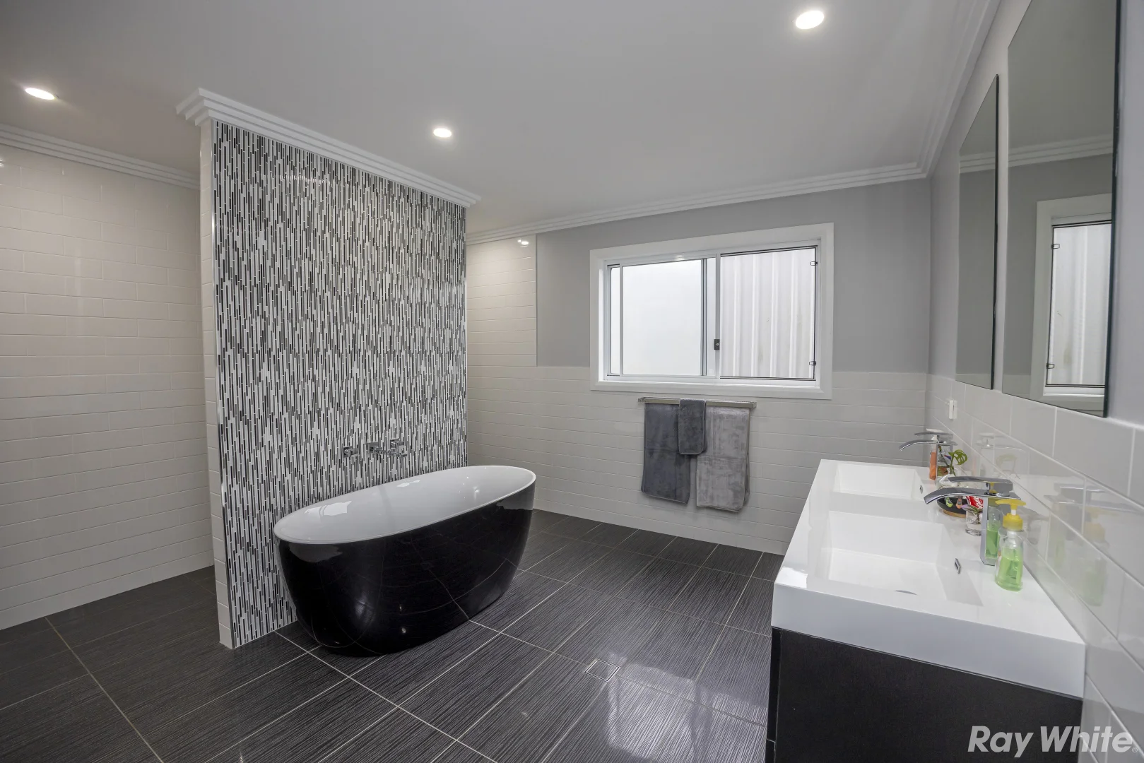 Additional image 14 of 6 Barcoo Place, Coomba Park NSW 2428