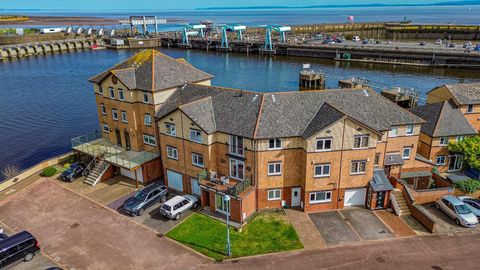 Plas Taliesin, Penarth CF64