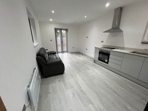 Colum Road, Cathays CF10