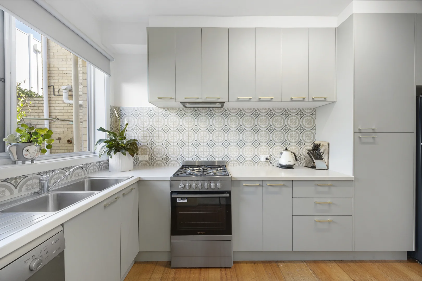 Additional image 5 of 2/150 Beach Road, Sandringham VIC 3191