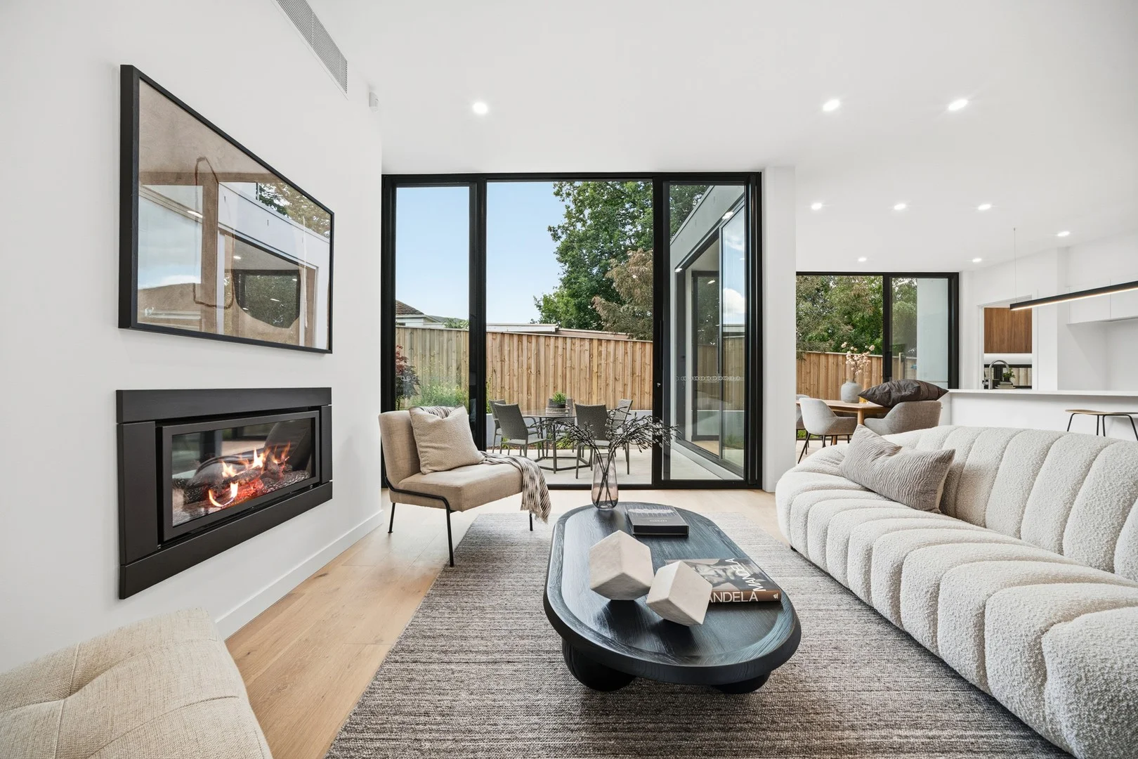 2/50 Belgravia Avenue, Mont Albert North VIC 3129