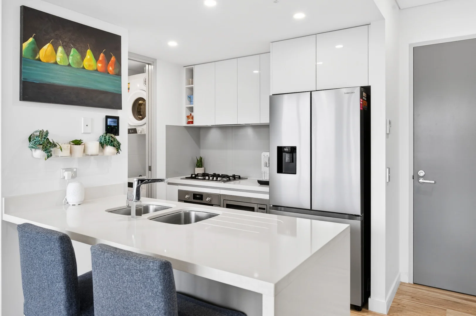 Additional image 2 of 601/2 Como Crescent, Southport QLD 4215