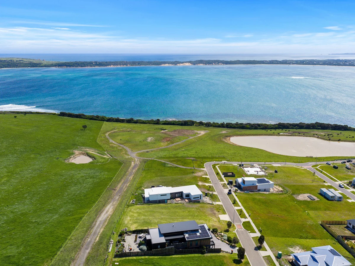 Additional image 6 of 7 Earlshall Drive, San Remo VIC 3925