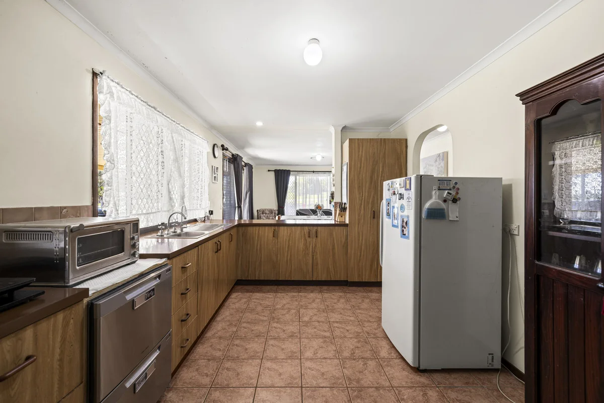 Additional image 4 of 8 William Street, Meringandan West QLD 4352
