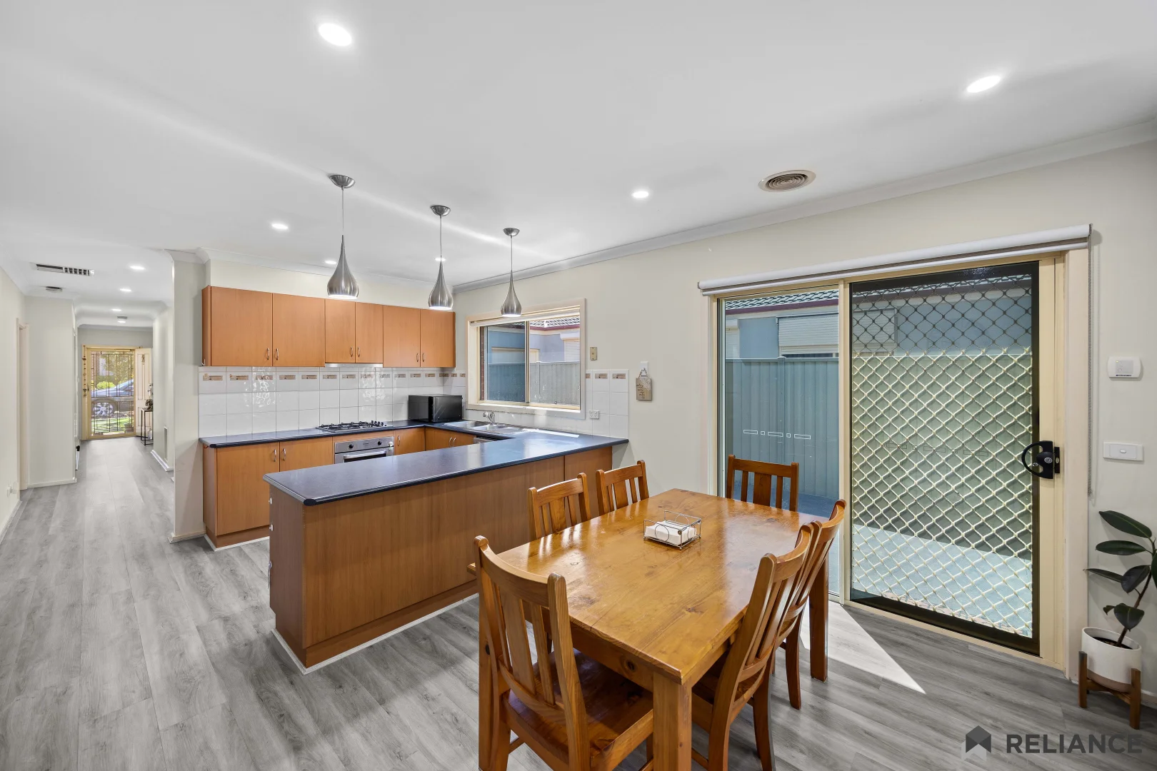6 Studley Park Way, Craigieburn VIC 3064 photo 5