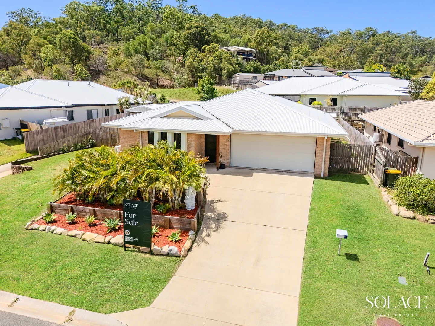 14 Jeana Close, Boyne Island QLD 4680