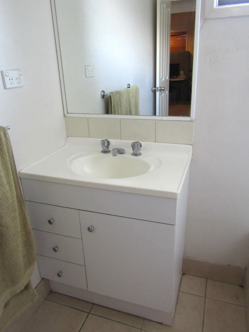 Additional image 25 of 8A 8B Boonery Street, Blackwater QLD 4717