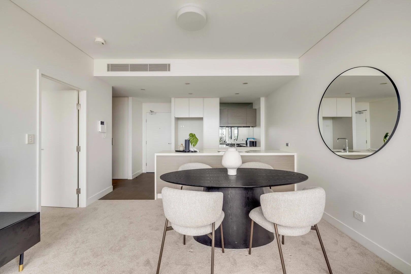 Additional image 4 of 706e/14J Mentmore Avenue, Rosebery NSW 2018