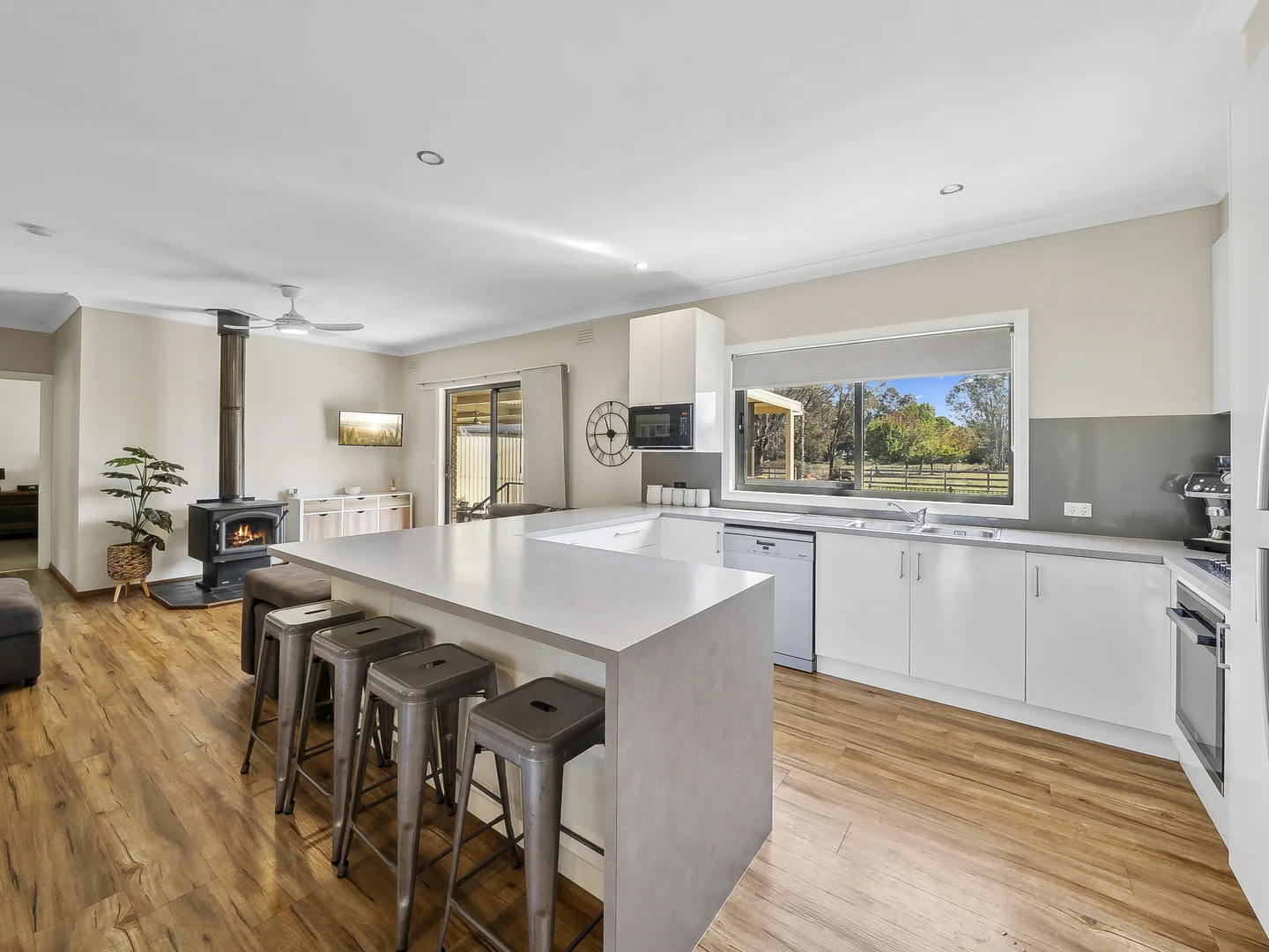 Additional image 3 of 8 Anna Lane, Myrtleford VIC 3737