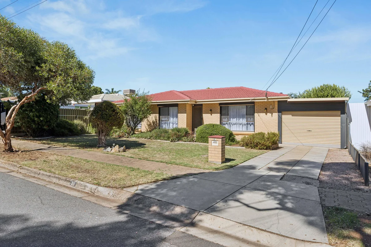 39 Barrington Crescent, Salisbury East SA 5109