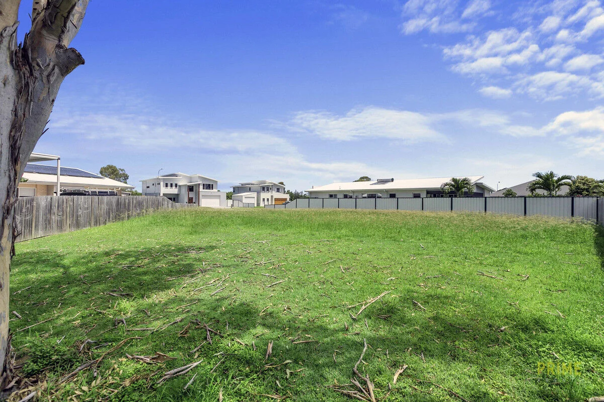 Additional image 3 of 6 Oceanfront Court, Urangan QLD 4655