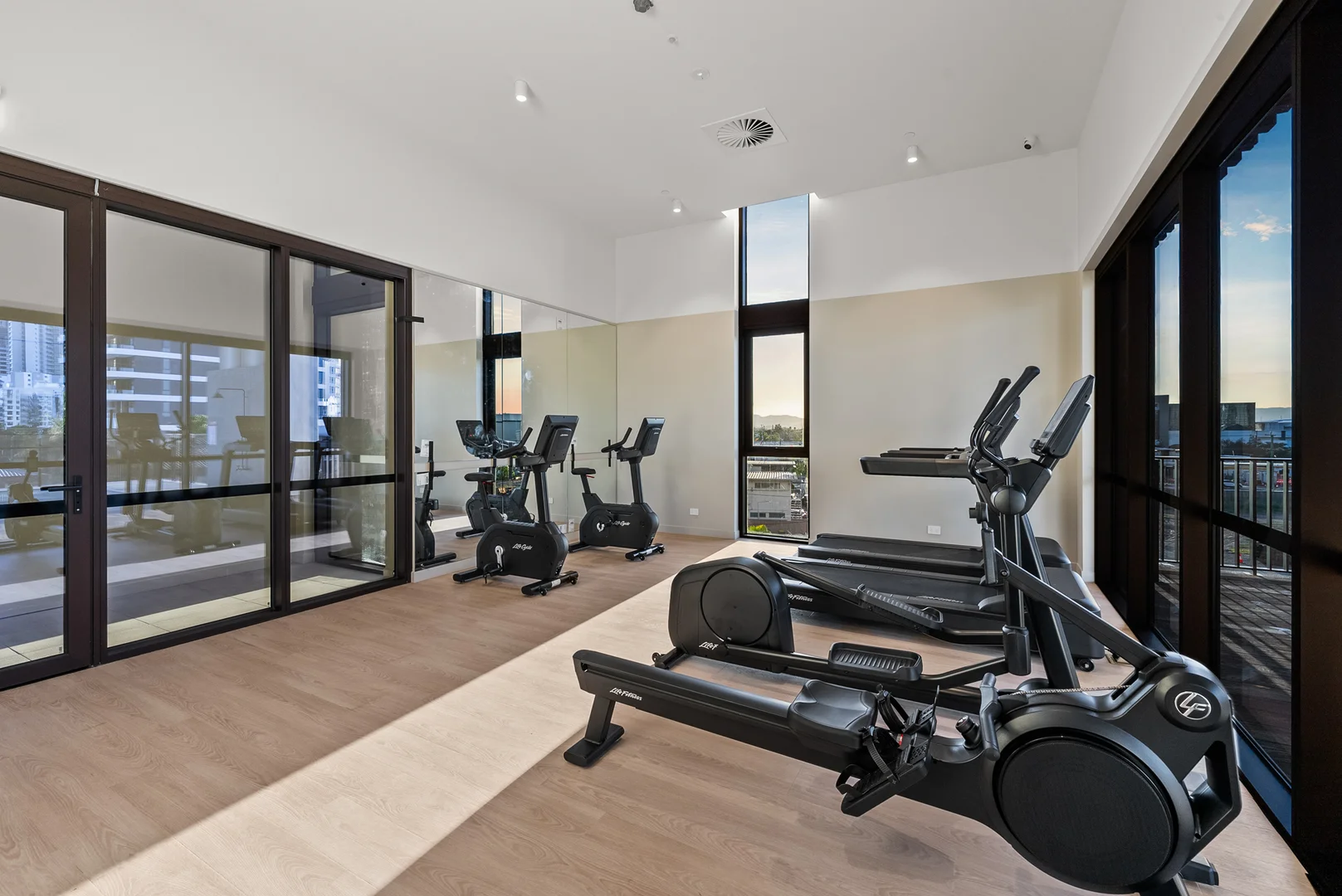 Additional image 29 of 903/7-9 Mermaid Avenue, Mermaid Beach QLD 4218