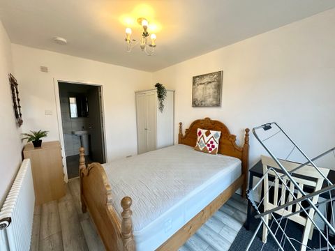 Hemsworth Road, Sheffield S8, Room to rent