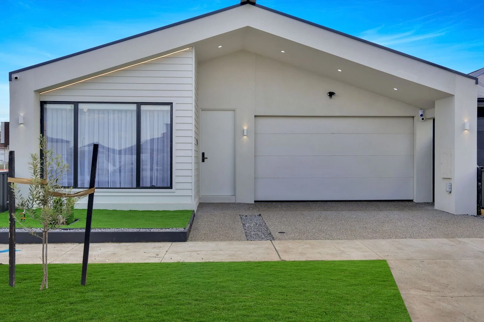 84 Templetonia Circuit, Mickleham VIC 3064