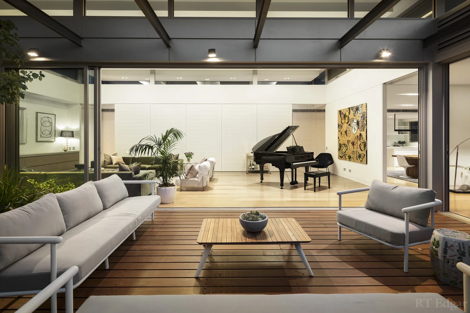 Additional image 18 of 8 Wootton Grove, Caulfield North VIC 3161