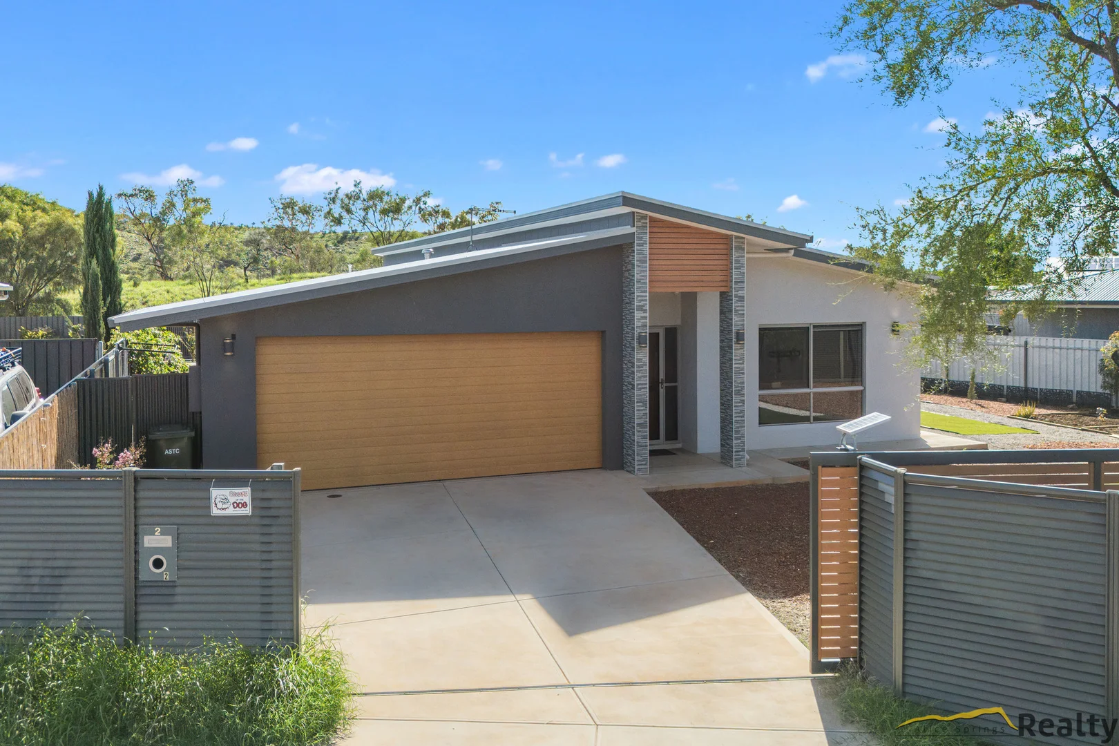 Additional image 8 of 2 Teague Crescent, Larapinta NT 0875