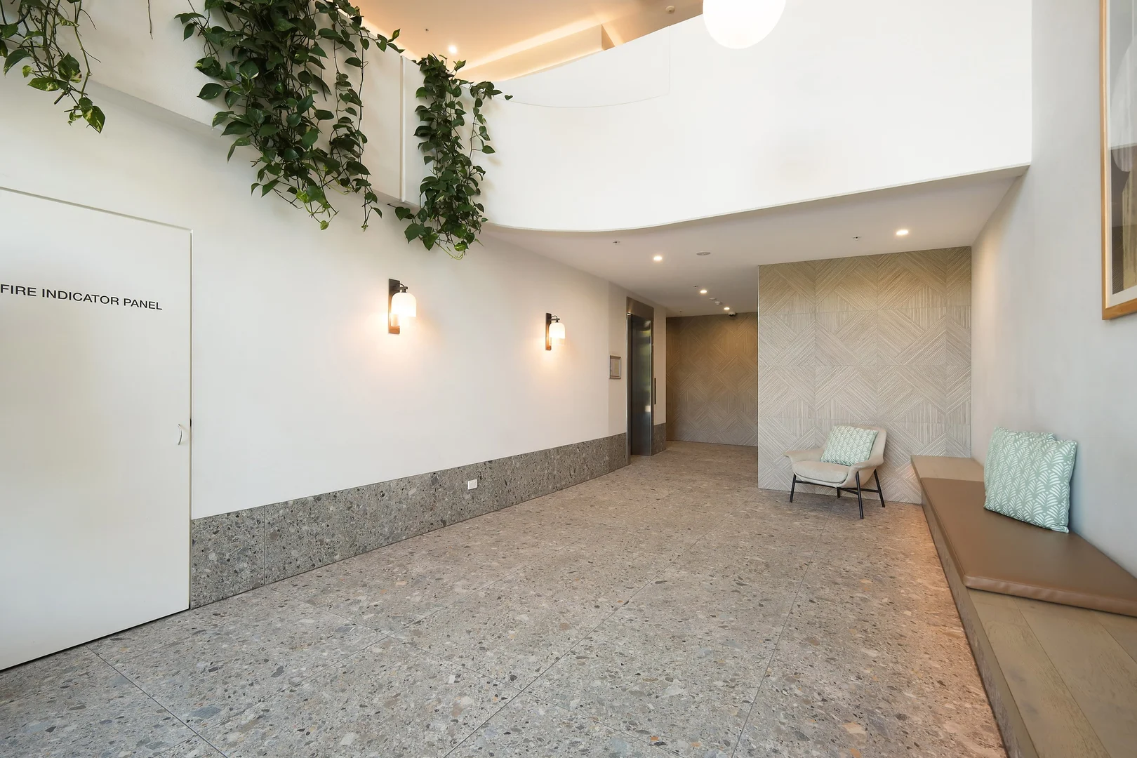 Additional image 2 of 19/20 Executive Drive, Burleigh Waters QLD 4220