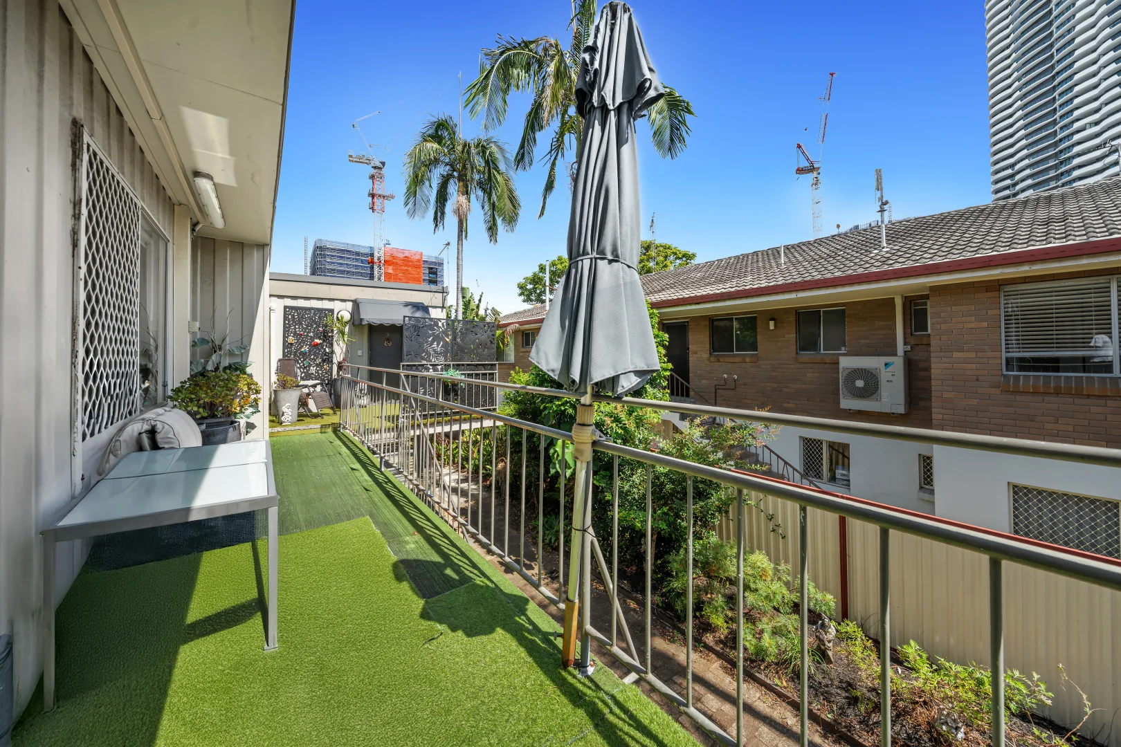 Additional image 10 of 4/19 Darrambal Street, Chevron Island QLD 4217