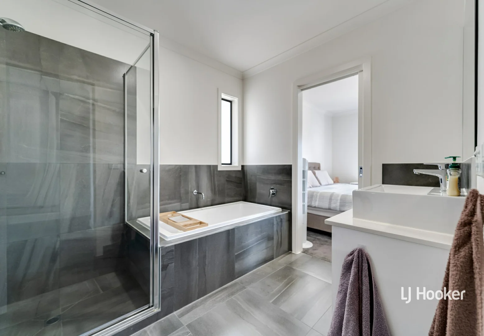 Additional image 3 of 2/40 McKenzie Street, Broadford VIC 3658