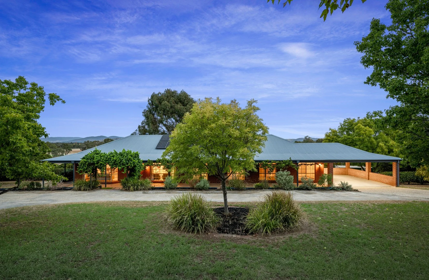 2 Coolaroo Court, North Albury NSW 2640