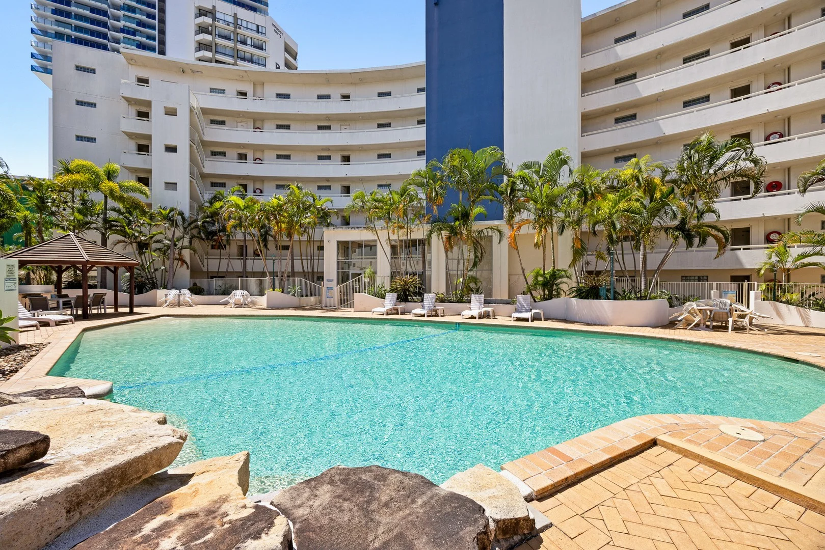 23/106-108 Marine Parade, Southport QLD 4215
