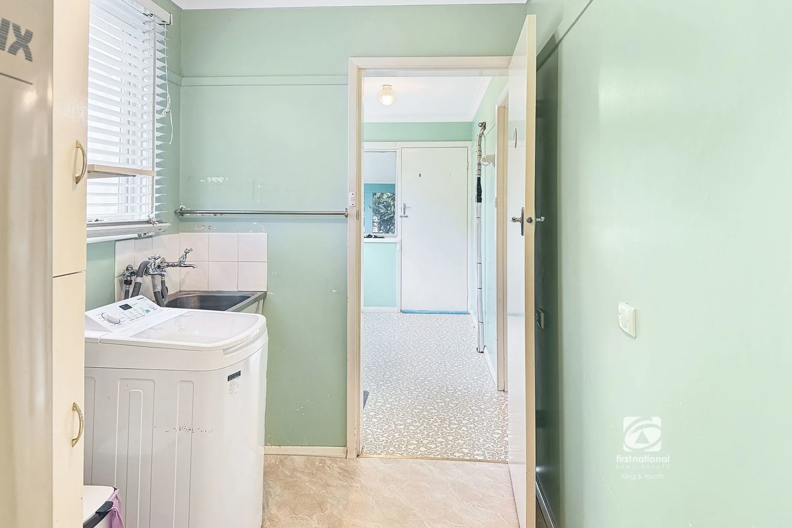 Additional image 12 of 27 Jemmeson Street, Lakes Entrance VIC 3909