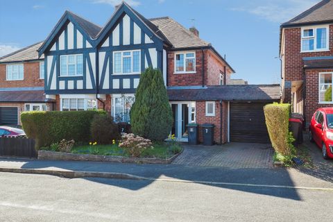 Larch Crescent, Beeston, Nottingham, Nottinghamshire NG9