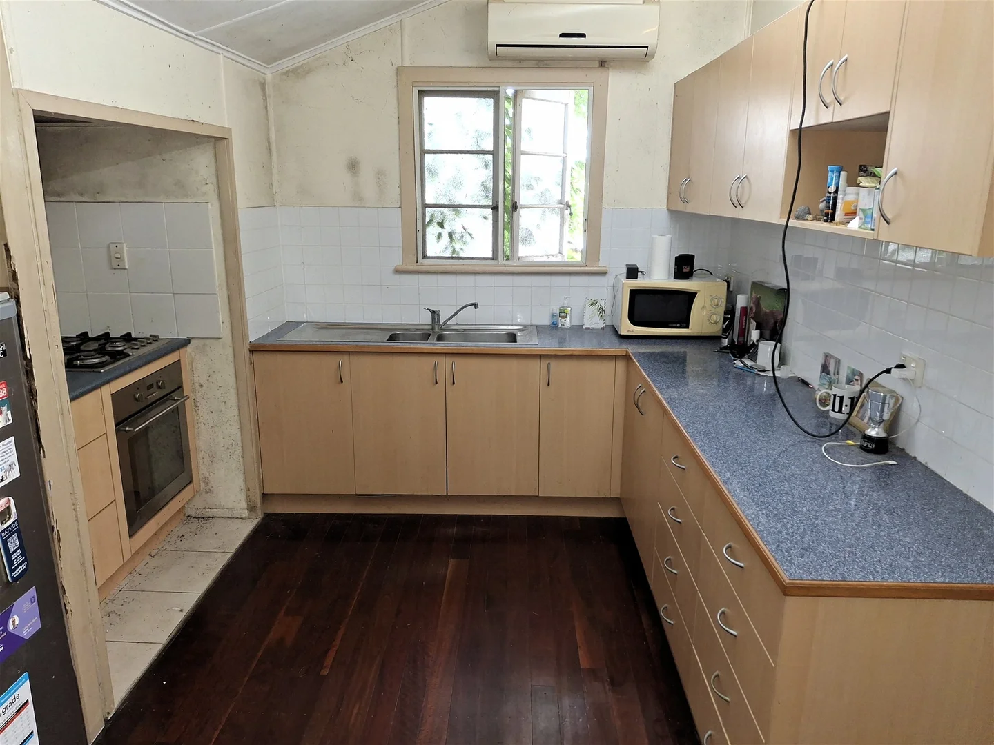 Additional image 2 of 233 Whites Road, Lota QLD 4179