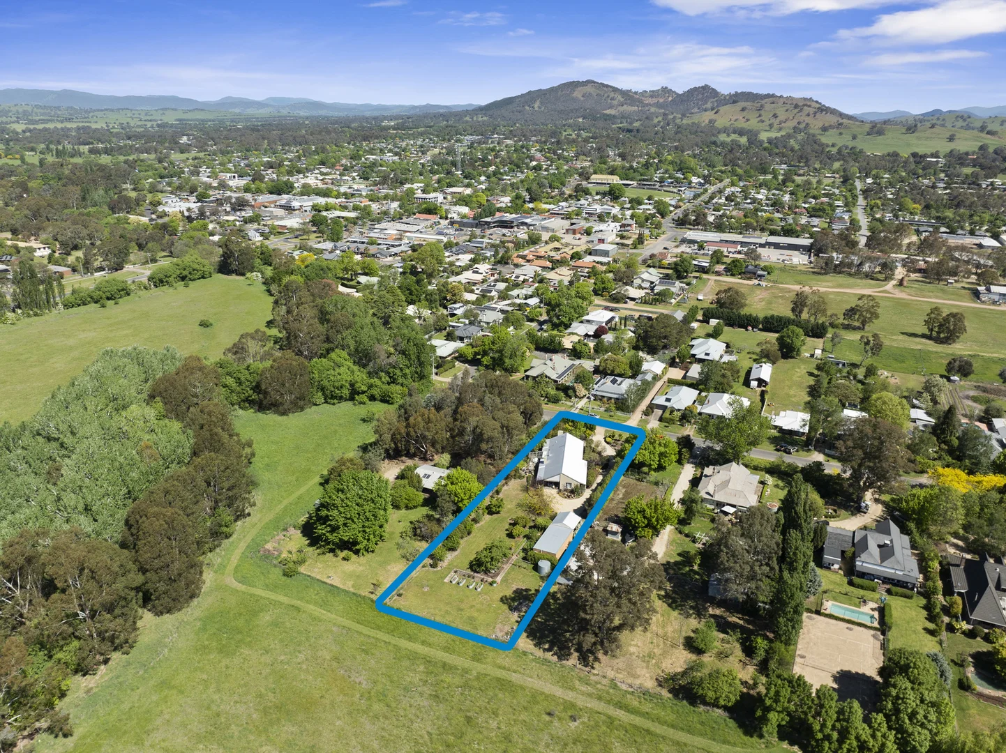 Additional image 21 of 9 Logan Street, Mansfield VIC 3722