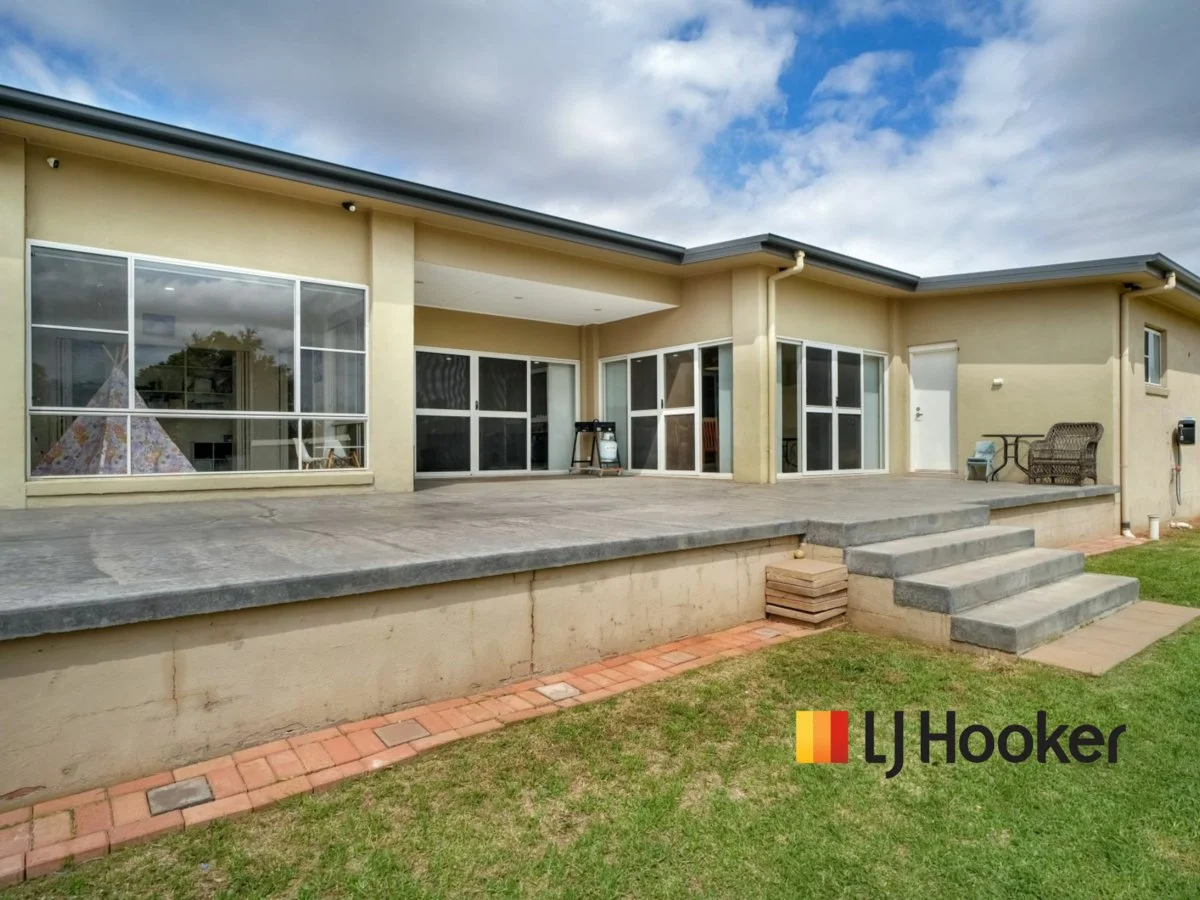 Additional image 23 of 108 Maple Cresent, Narromine NSW 2821