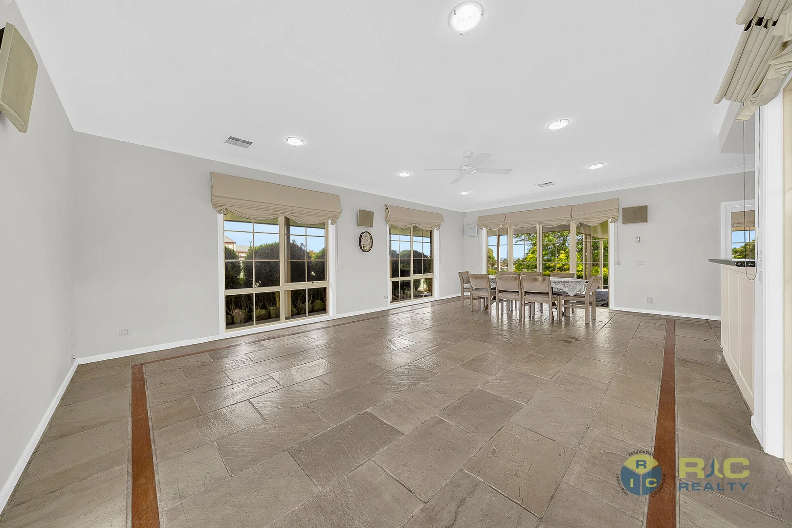 Additional image 18 of 27-29 Canterbury Way, Churchill VIC 3842