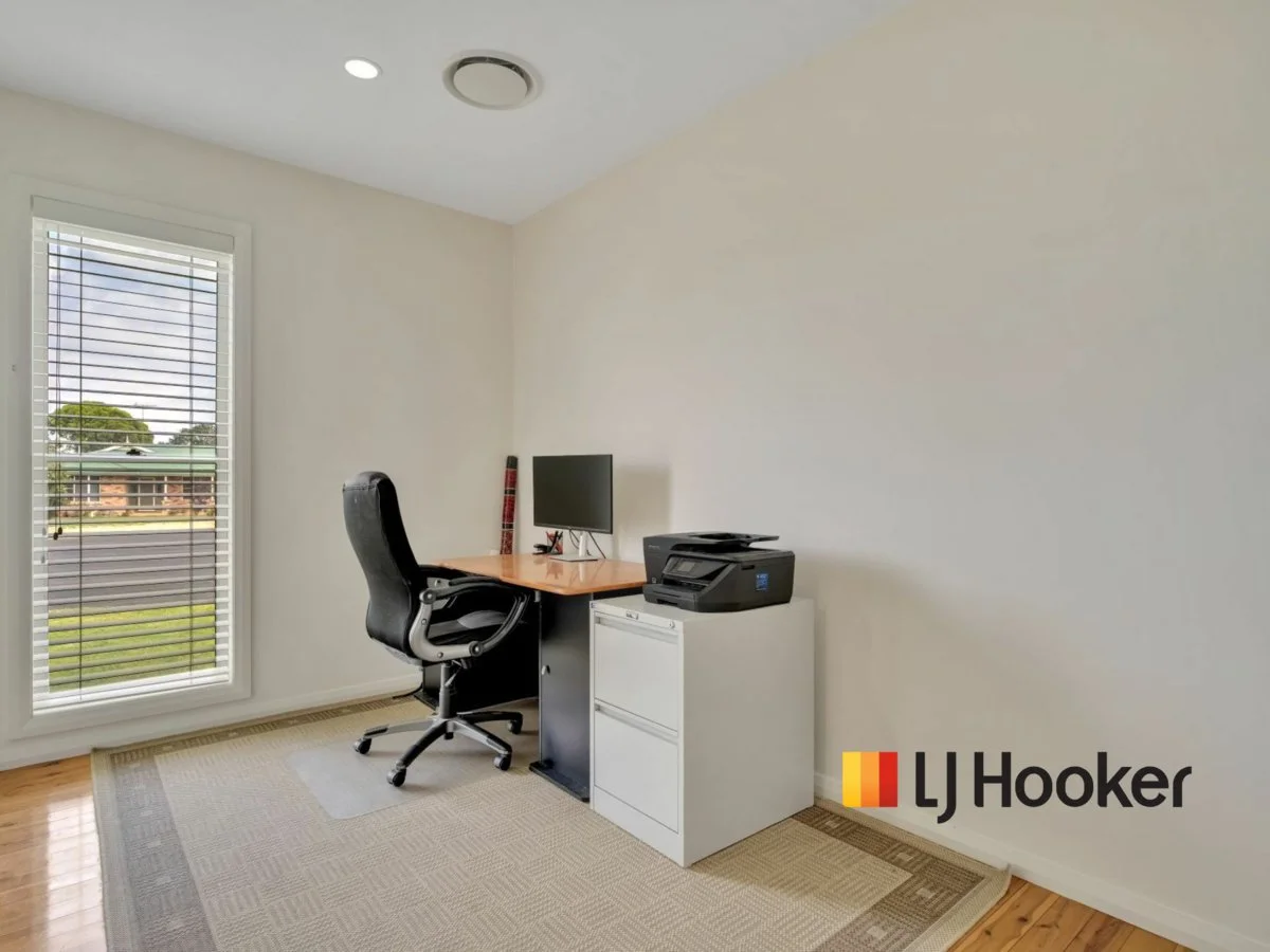 Additional image 5 of 108 Maple Cresent, Narromine NSW 2821